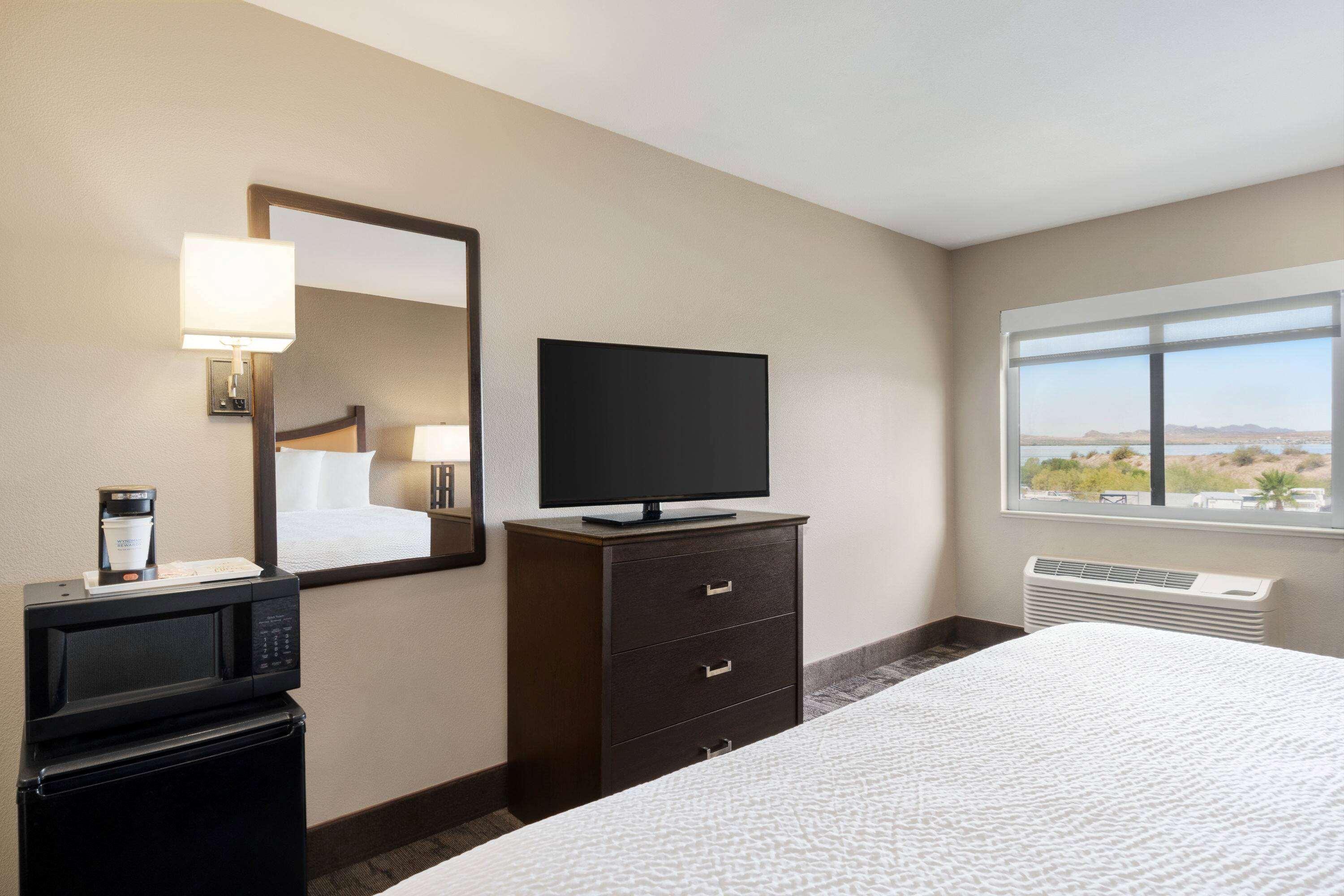 Travelodge By Wyndham Lake Havasu Lake Havasu City Exterior foto