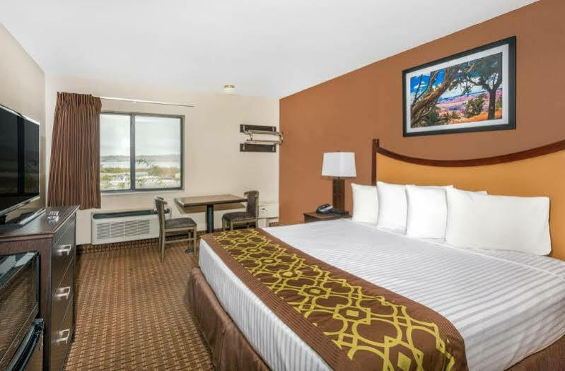 Travelodge By Wyndham Lake Havasu Lake Havasu City Exterior foto